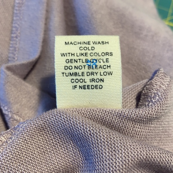 No Comment Cold Shoulder Blouse. Size 1X. - Picture 5 of 6